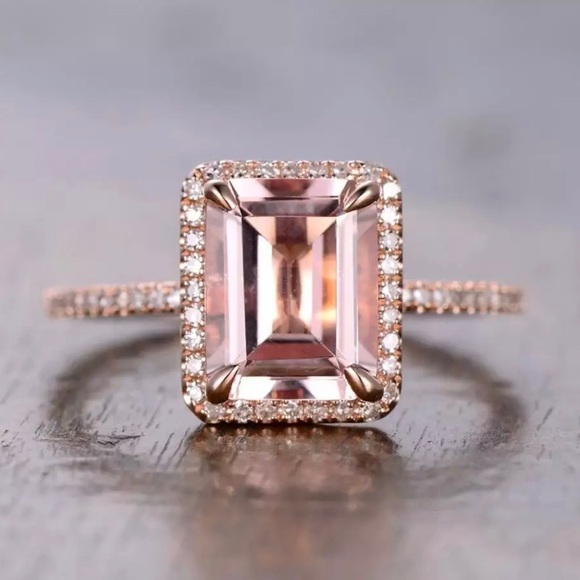 Jewelry - ✨Massive 18K Square Morganite Ring✨